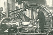 Assembly of a reciprocating compressor